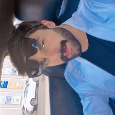 اخصائي جلديه